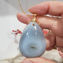 Load image into Gallery viewer, Druzy Agate Crystal pendant gold wire wrapped 54mm ( chain not included) P75
