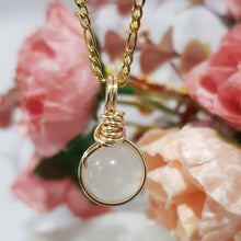 Load image into Gallery viewer, Moonstone crystal bead pendant gold wire wrapped 20mm (chain NOT included) P141
